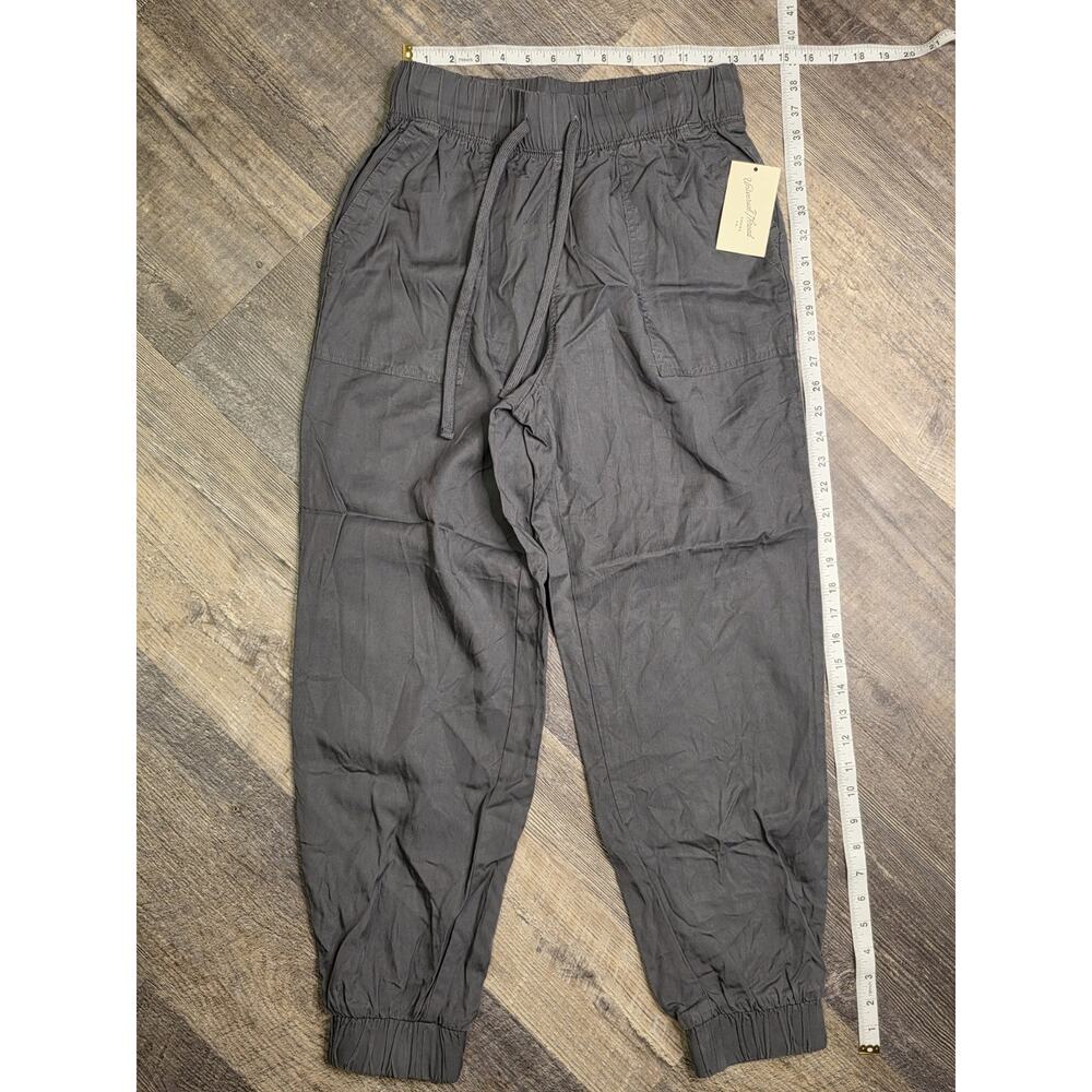 Universal Thread Womens S Small Gray 100% Lyocell Jogger Pants Pockets NWT New